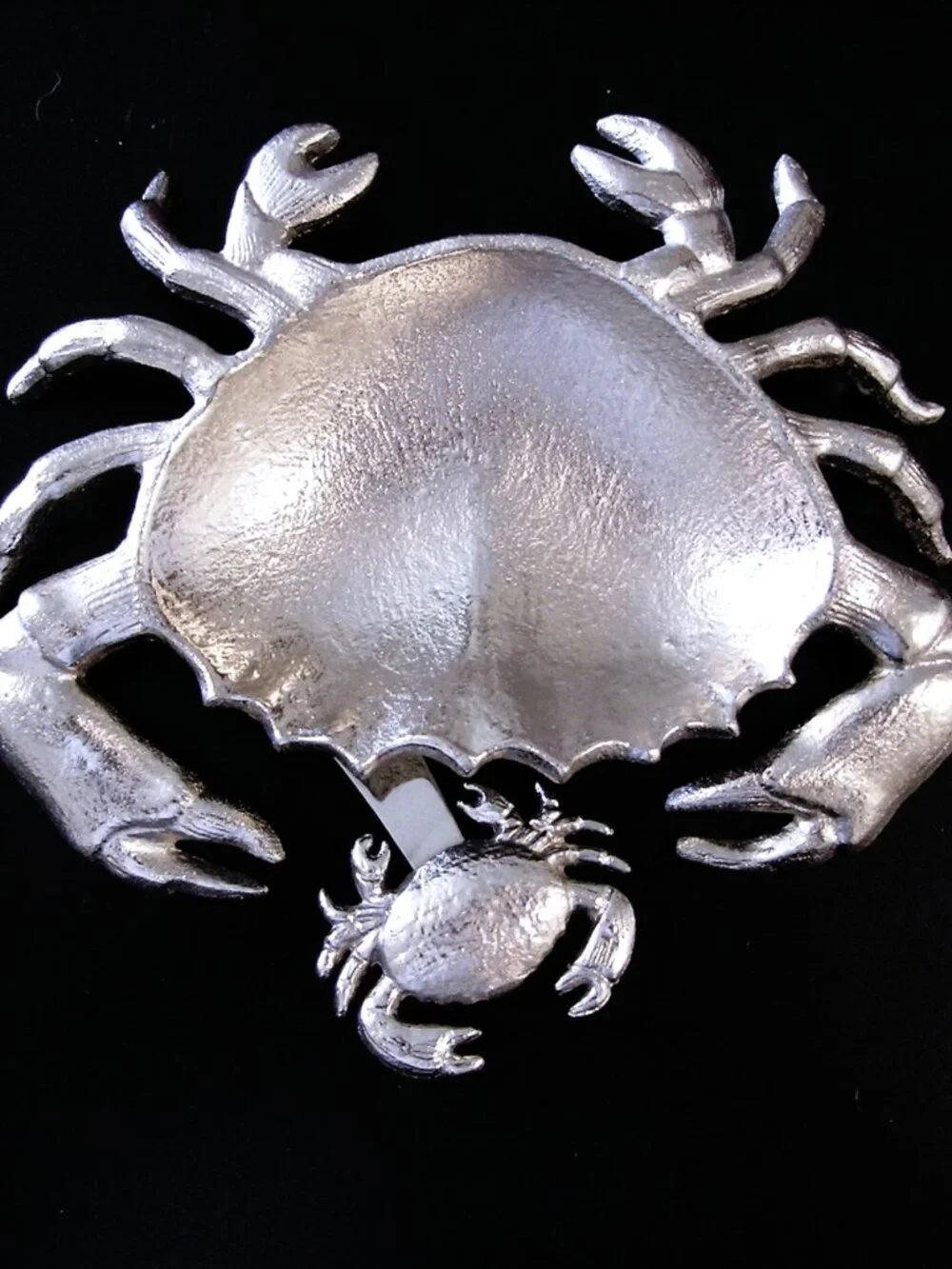 Crab Condiment Dish and Spreader